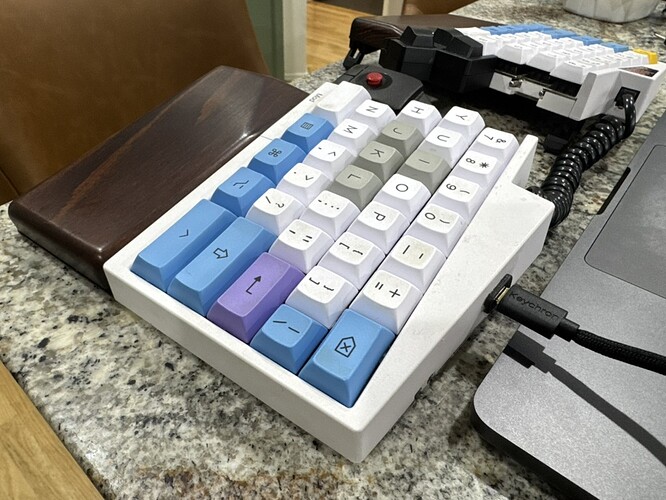 F38302E7-B5A3-475C-A9F9-DB45E4FF8893_1_105_c